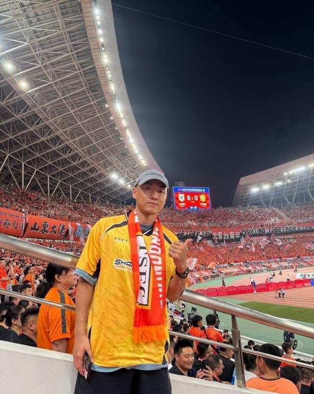 问鼎-转会期中超传出新动向，山东男篮调整名单，管理层表态：底气十足，更衣室氛围转暖的简单介绍