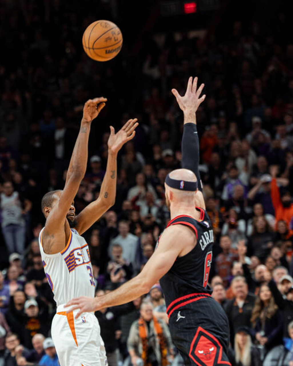 问鼎- 巴西杜兰特运球出界 